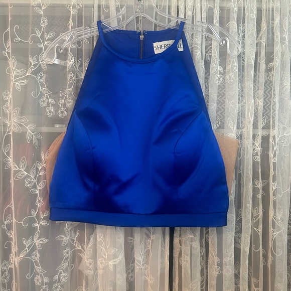 Sherri Hill 2 piece mermaid fit evening gown - Picture 2 of 8